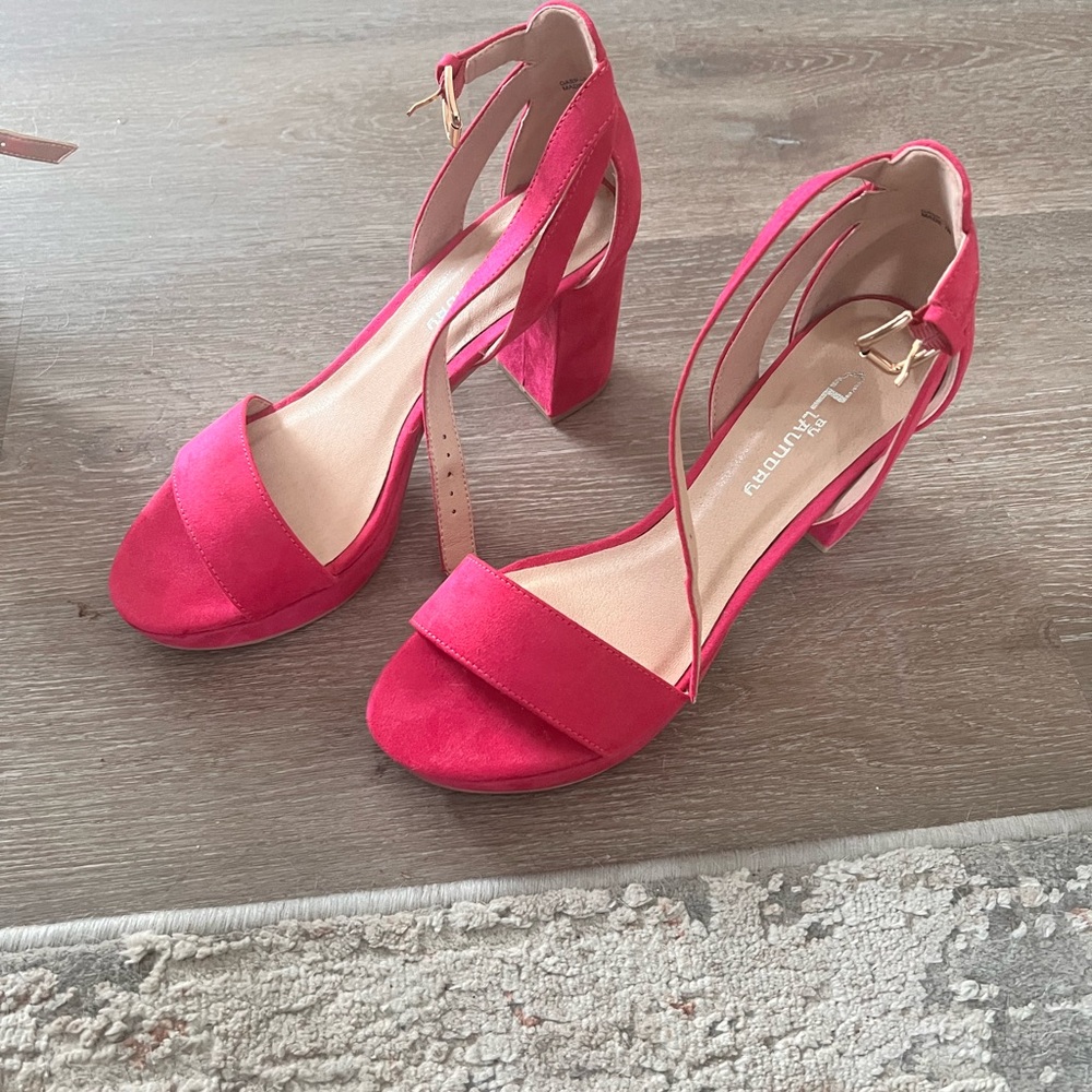 CL by Laundry Vibrant Pink Heels